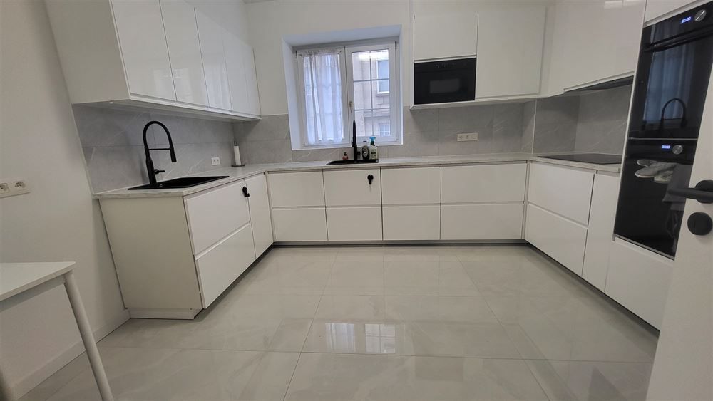 Ruim appartement met zicht op Stadspark foto 13