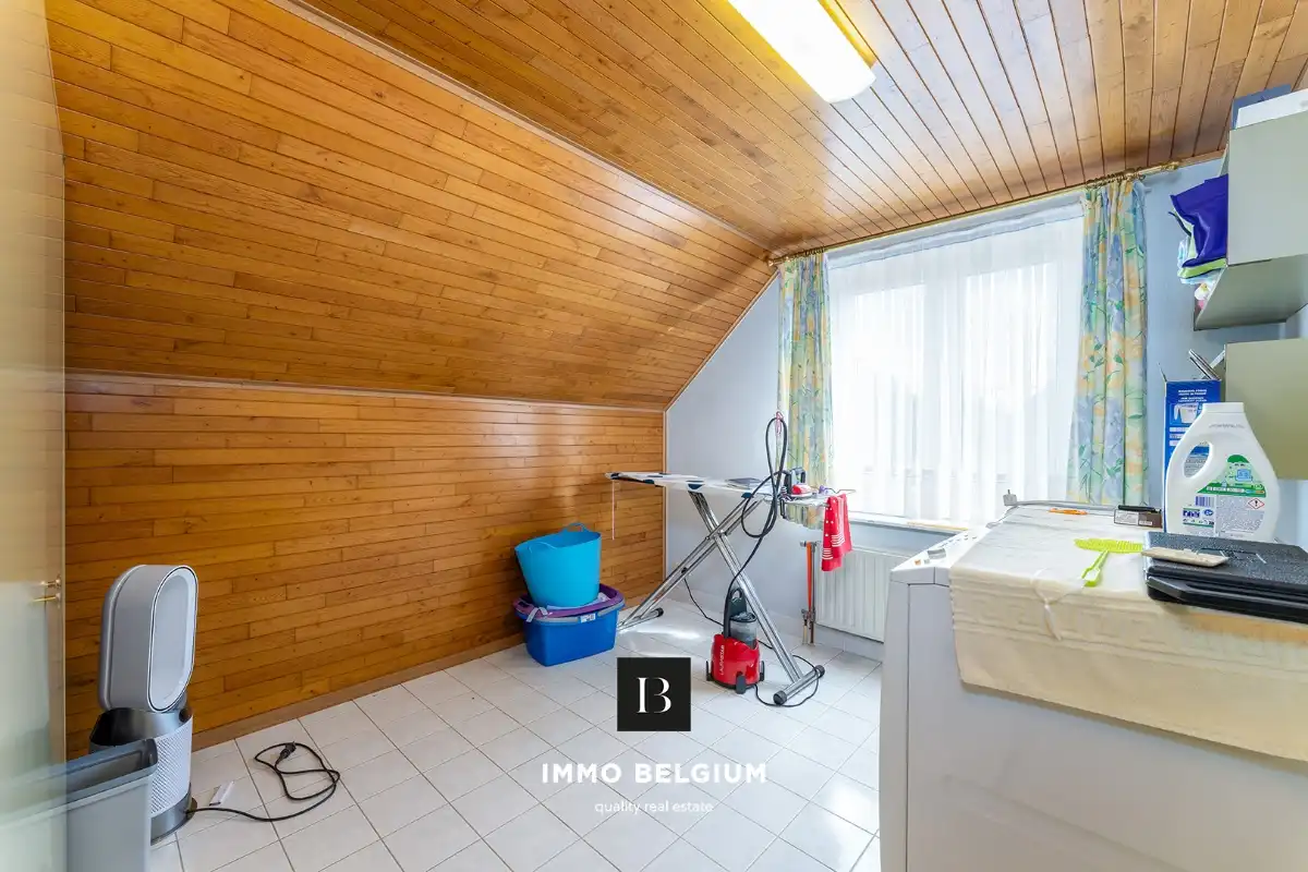 Verzorgde vrijstaande villa met ruime tuin en EPC-label B. foto 12