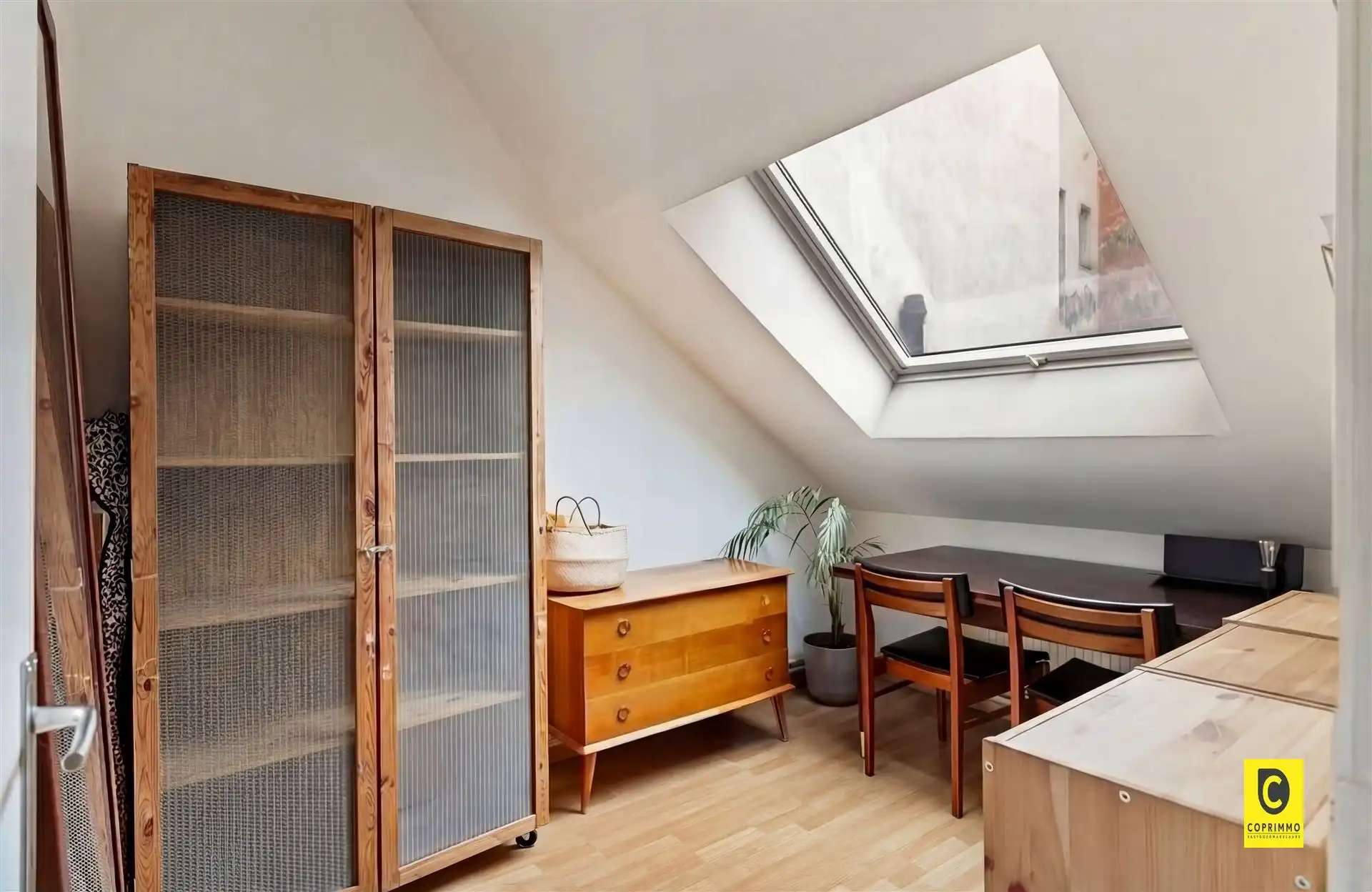 Gerenoveerde 3 slpk woning met stadstuin foto 13