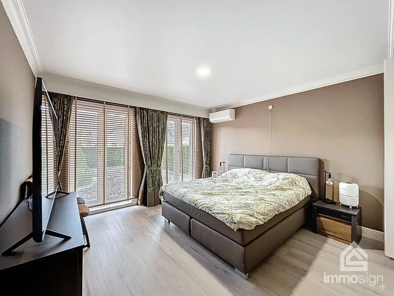 Karaktervol landhuis op 2318 m² in groene, rustige omgeving foto 23