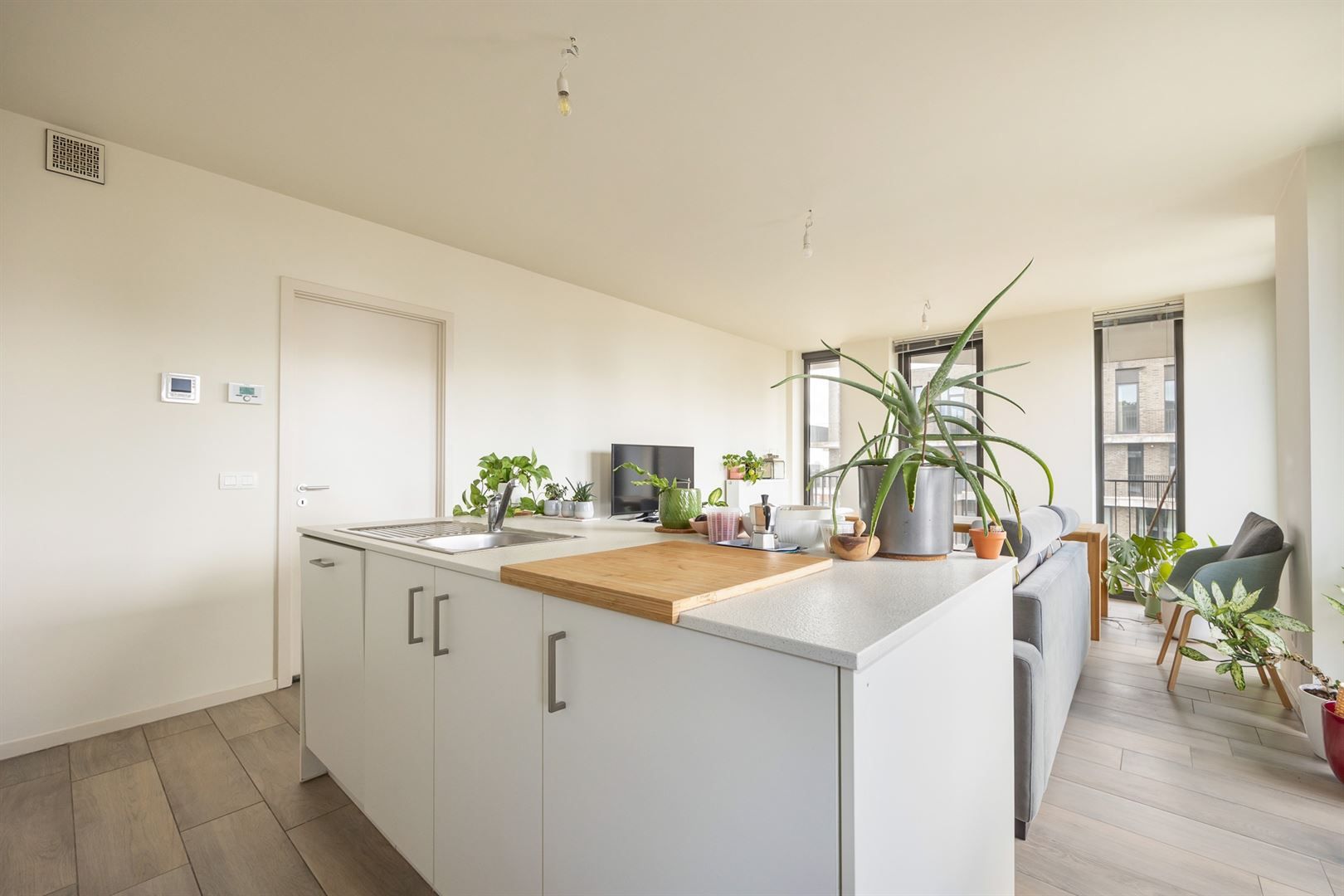 Stijlvol wonen met XXL zicht foto 6