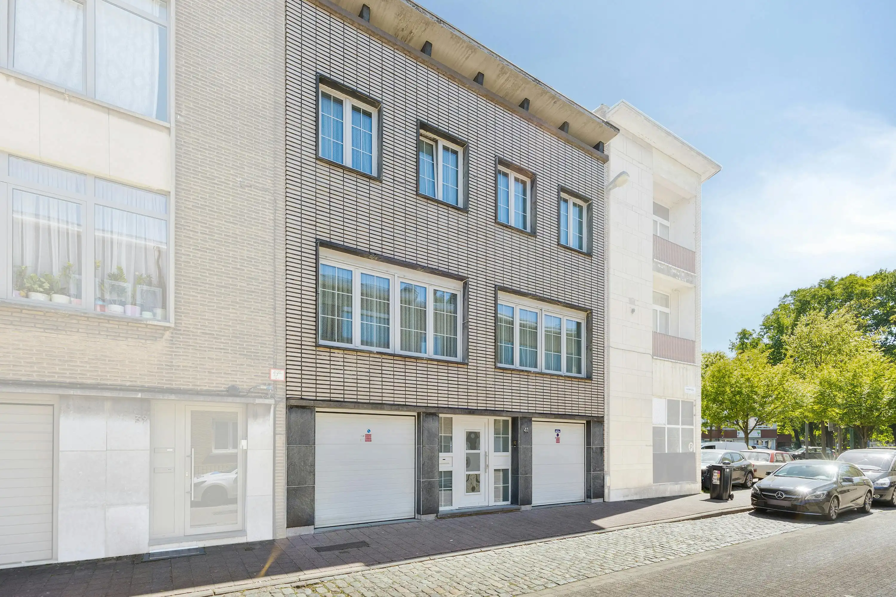 Huis met 5 slaapkamers, tuin en 2 garages te koop in 2020 Antwerpen foto 23