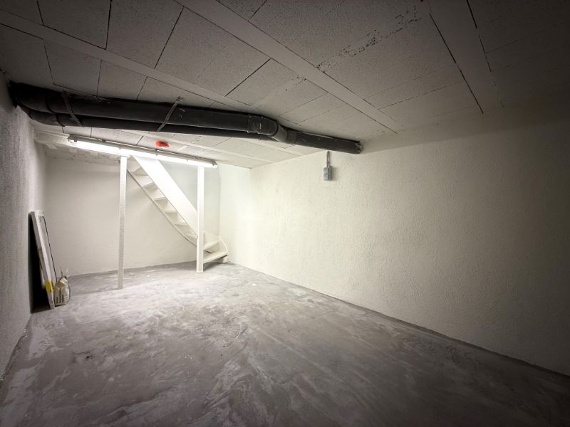 Unieke gerenoveerde eigendom met handelsruimte & triplex appartement met zicht op Coupure foto 28