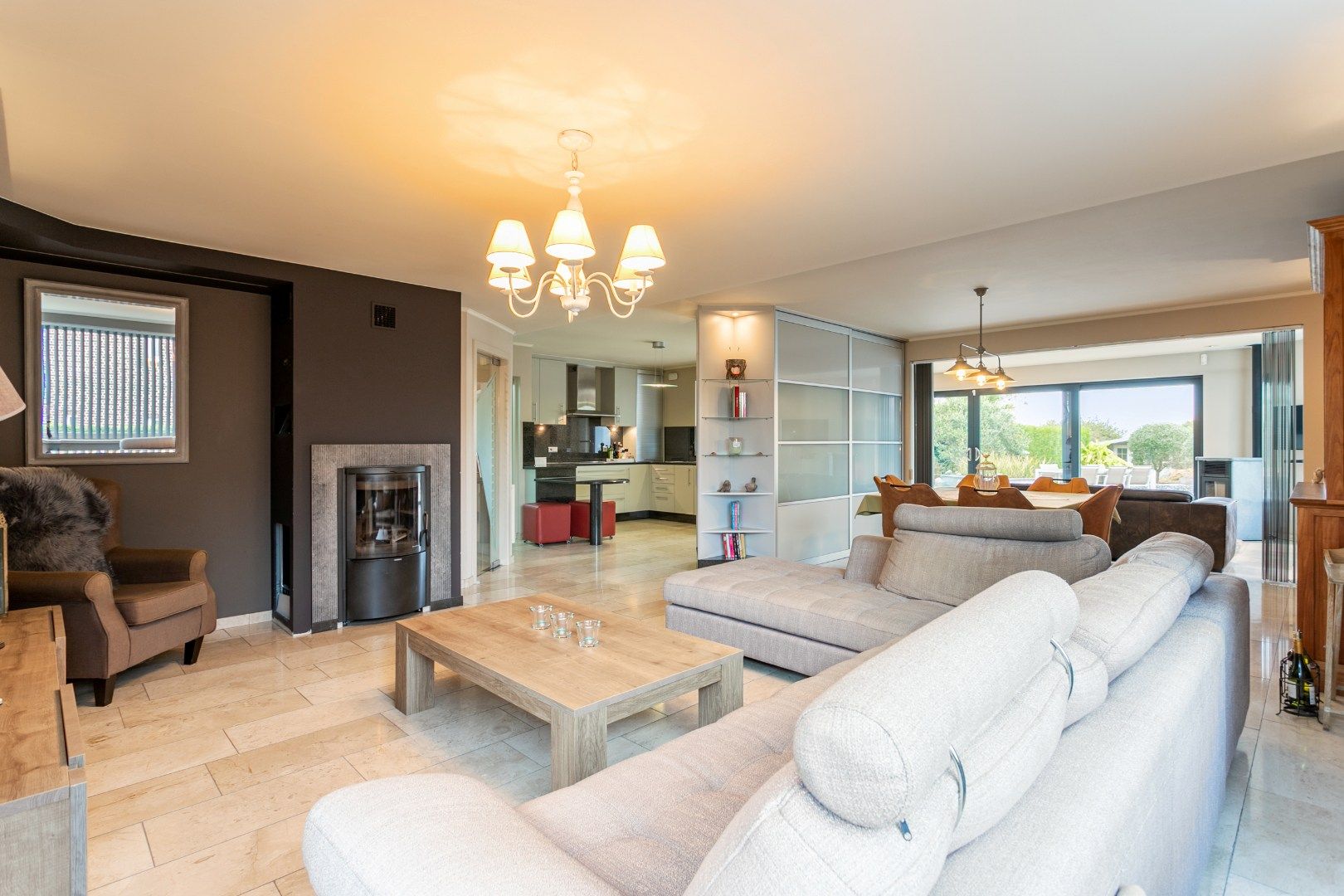 Instapklare woning met 3 slpk, garage en tuin te Pajottegem foto 6