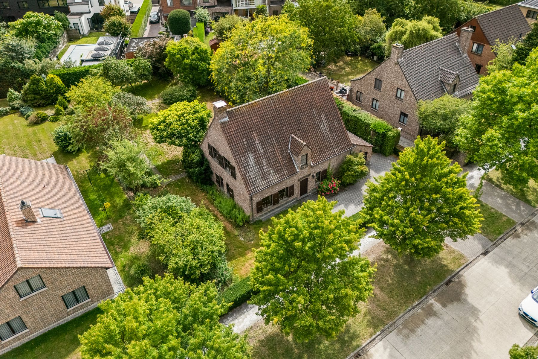 Unieke woning ZWO op 1207m2 aan de Gentbrugse Meersen! foto 2