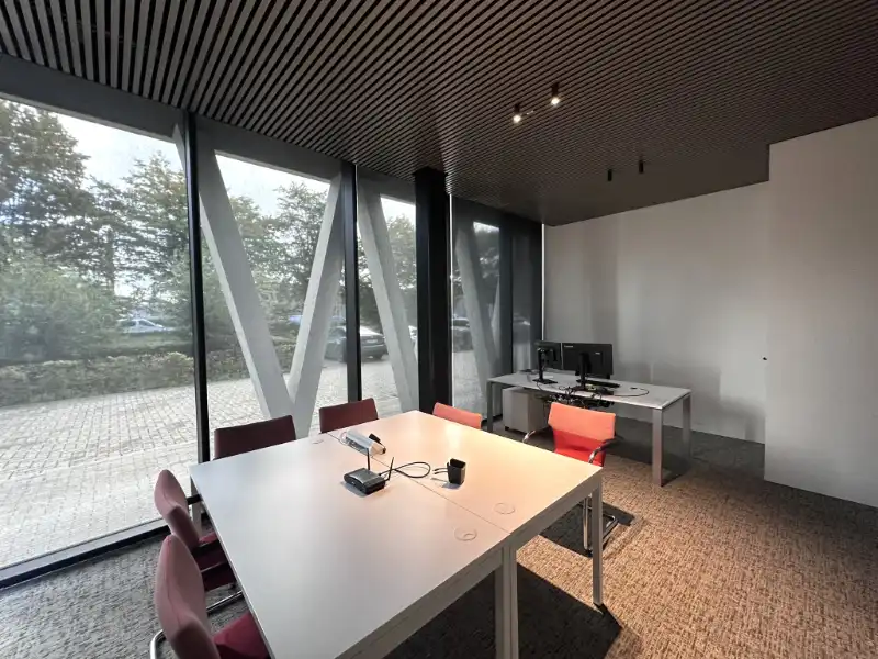 Exclusieve gemeubelde kantoren van 525 m² in Sint-Denijs-Westrem foto 13