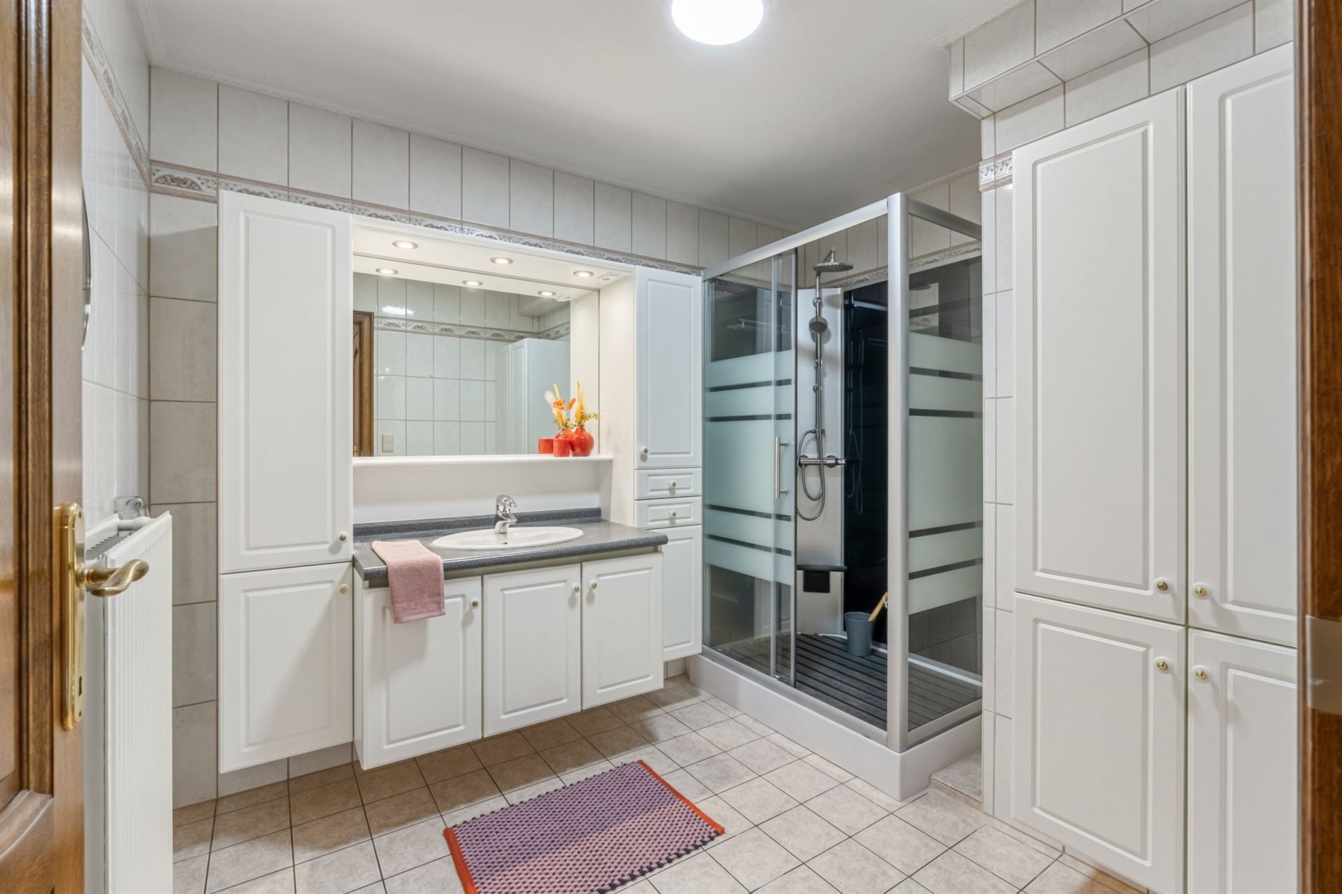 Appartement nabij het centrum van Beringen. foto 18