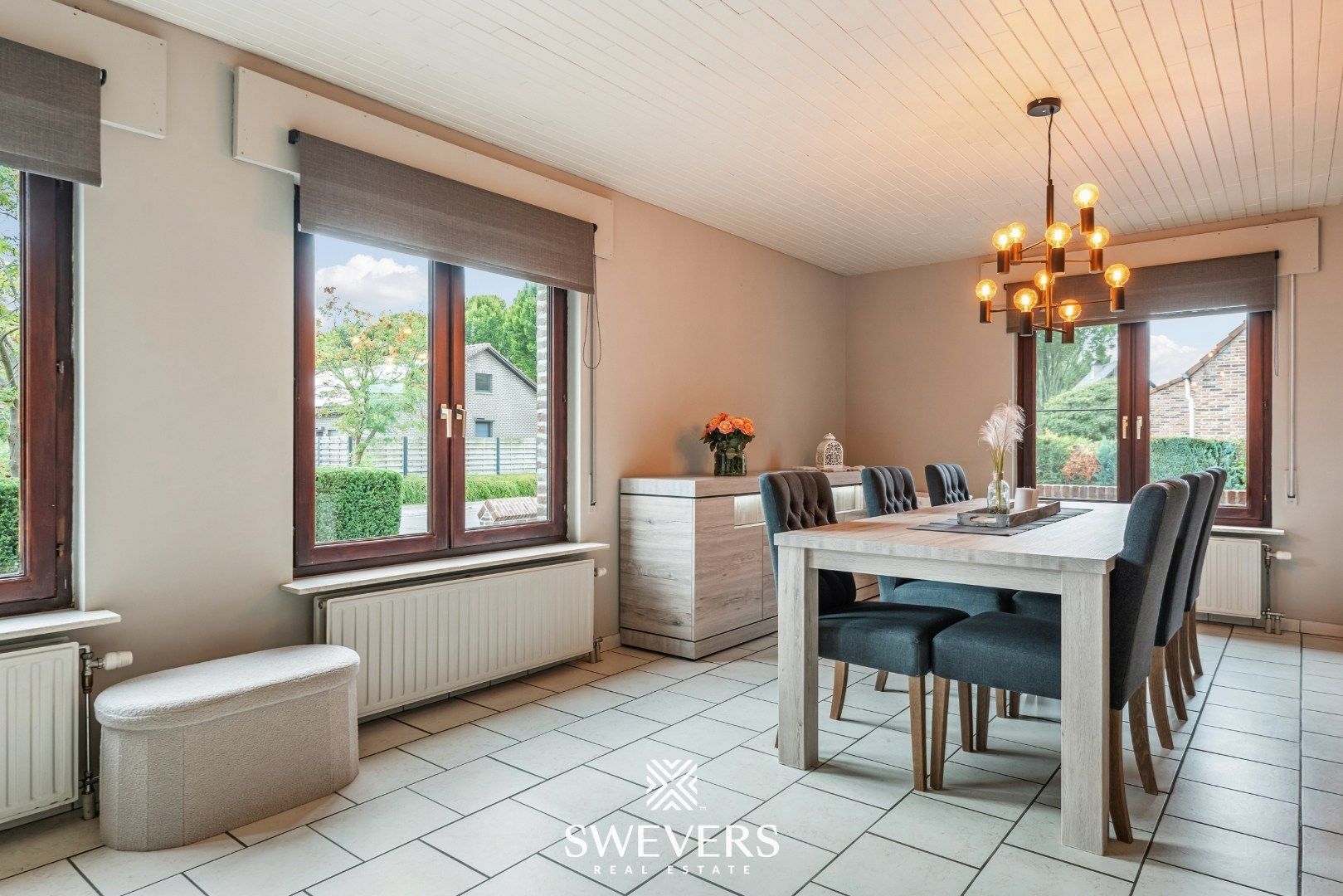 Instapklare gezinswoning met 5 slaapkamers en zonnige tuin te Genk foto 5