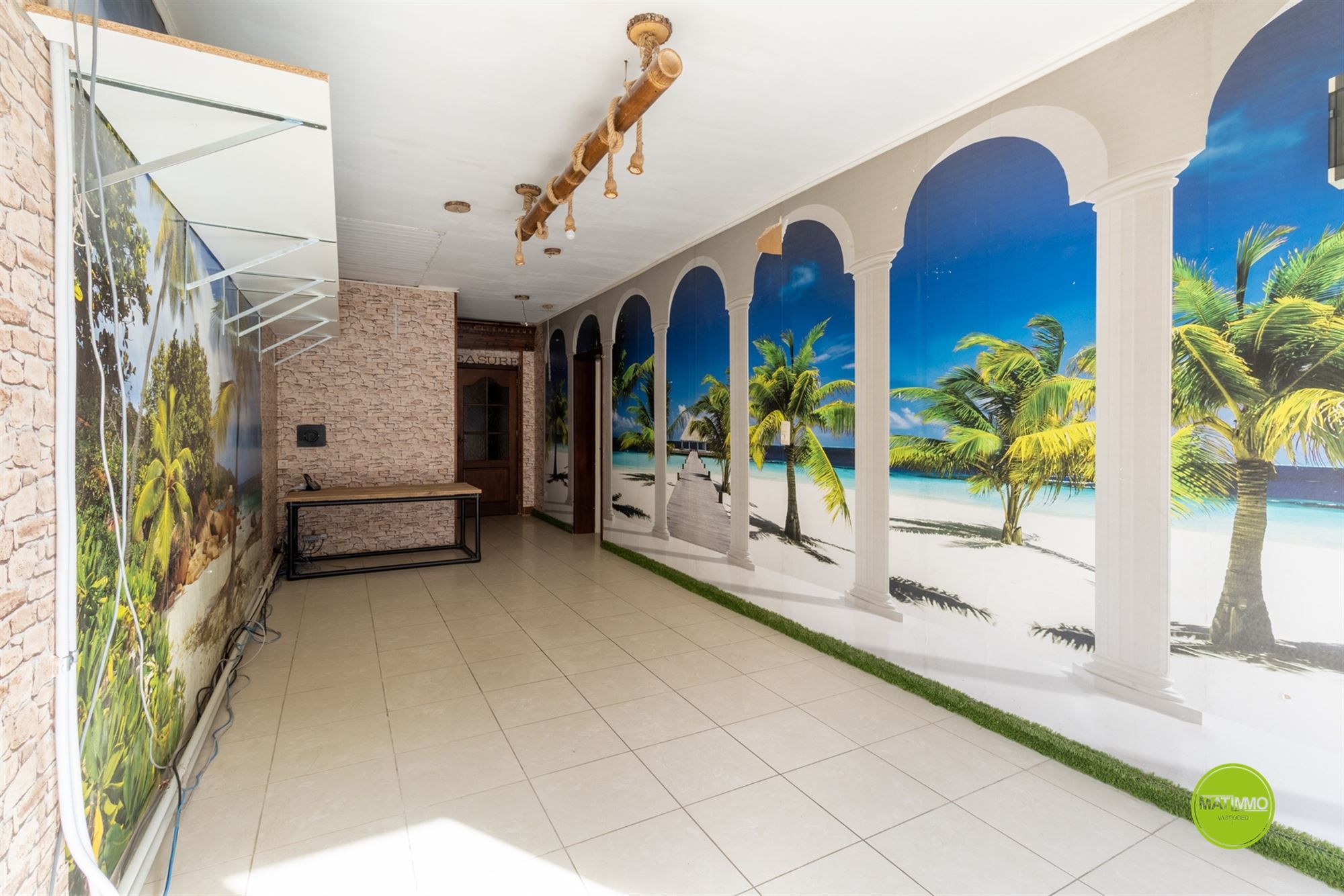 Handelshuis met woonruimte in hartje Beverlo foto 5