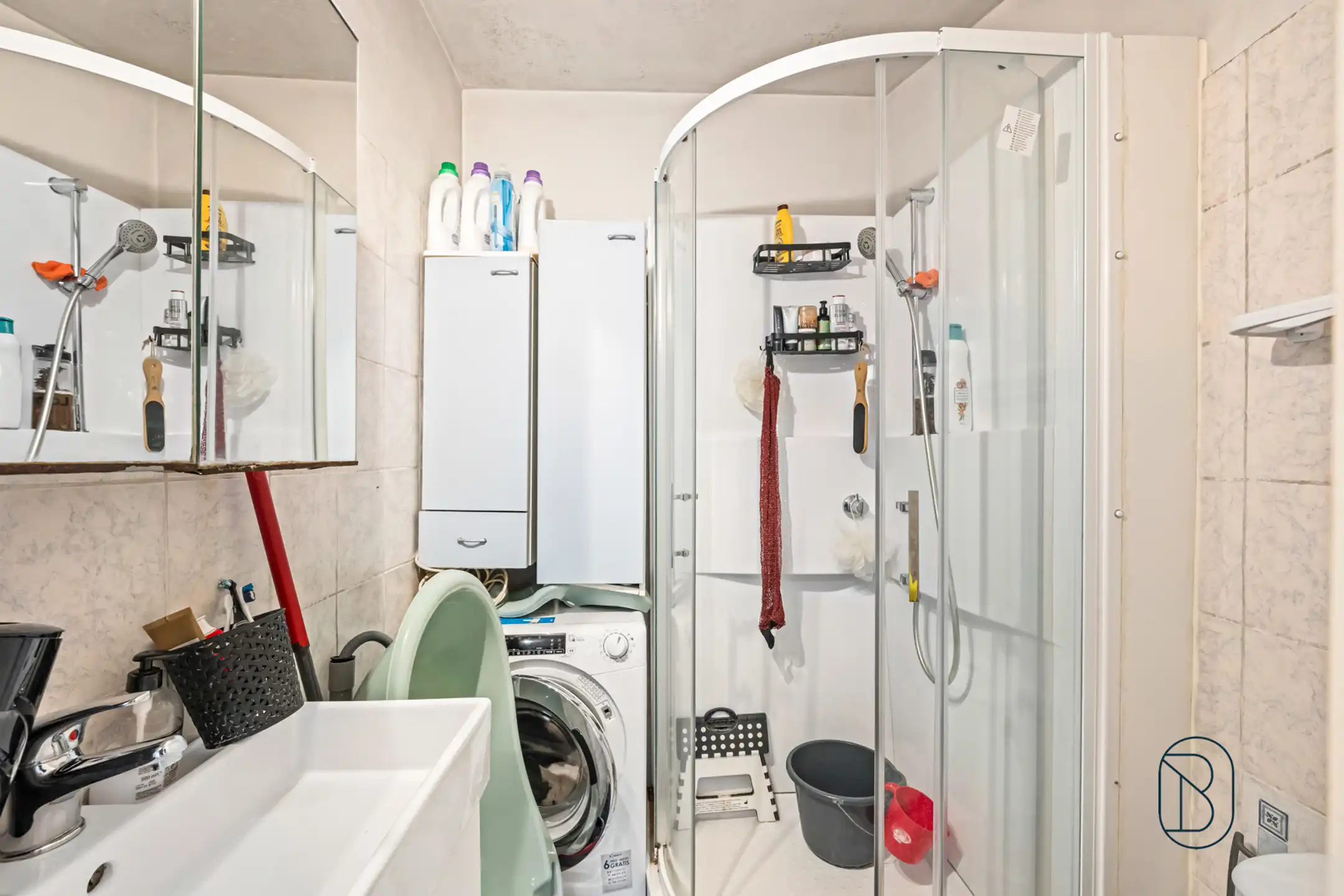 Topgelegen opbrengsteigendom: 3 appartementen en 3 garages foto 10