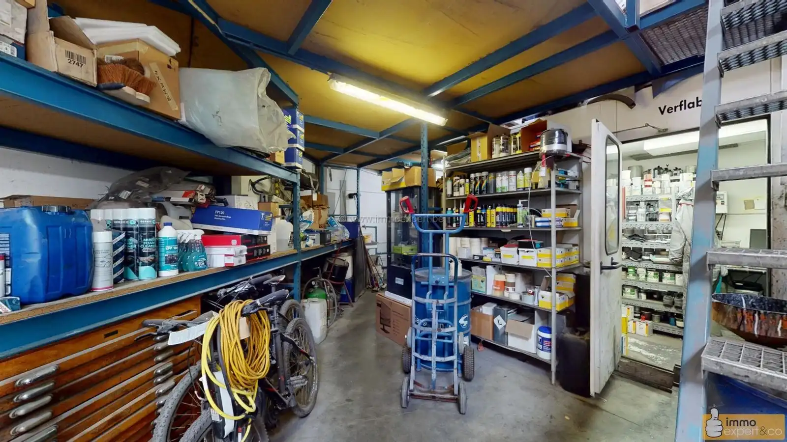 ROOSDAAL : Goed gelegen en volledig uitgeruste werkplaats / carrosserie bedrijf foto 15