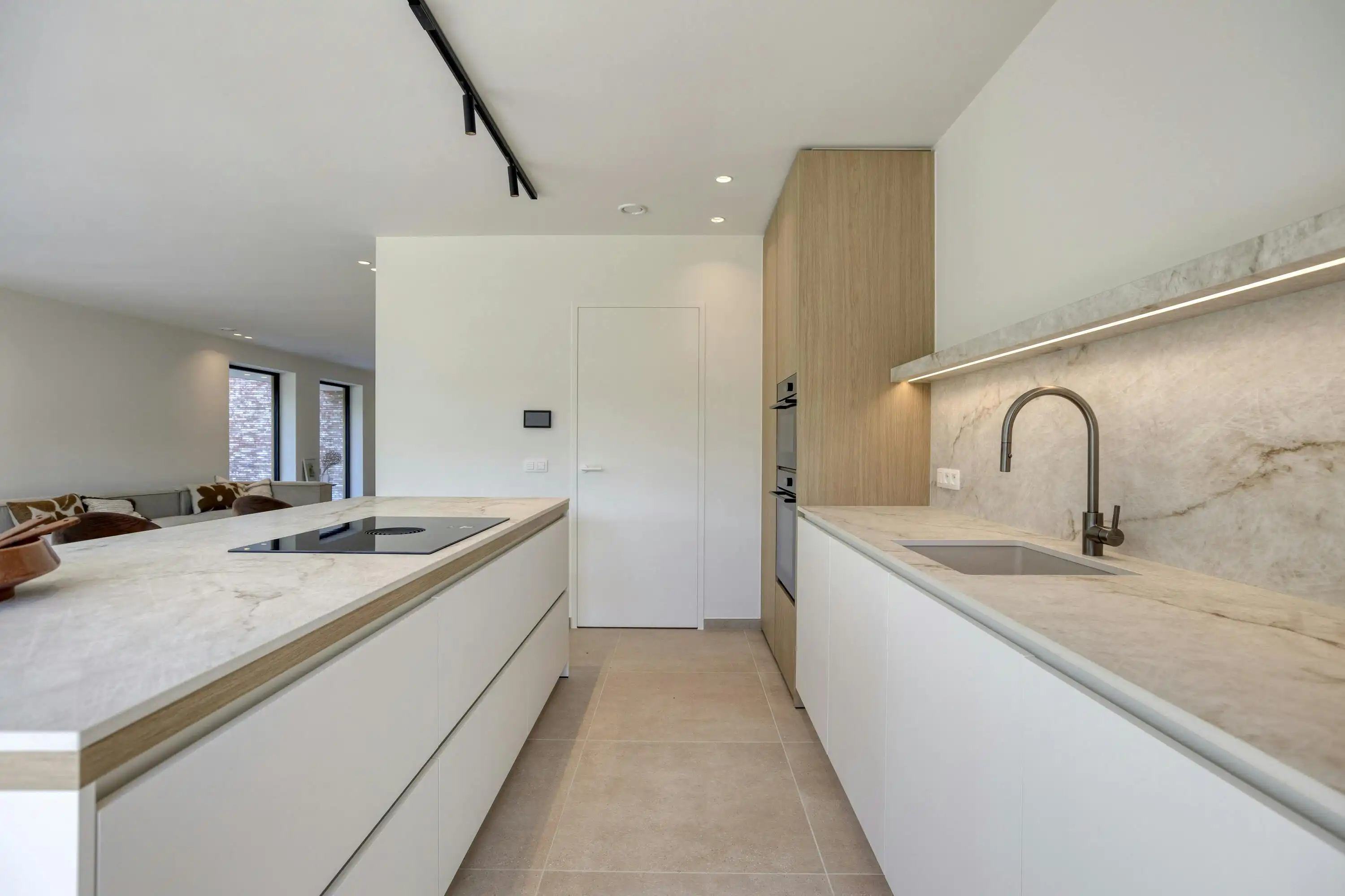 Nieuwbouwvilla met 4 slaapkamers op 1361m² grond foto 11