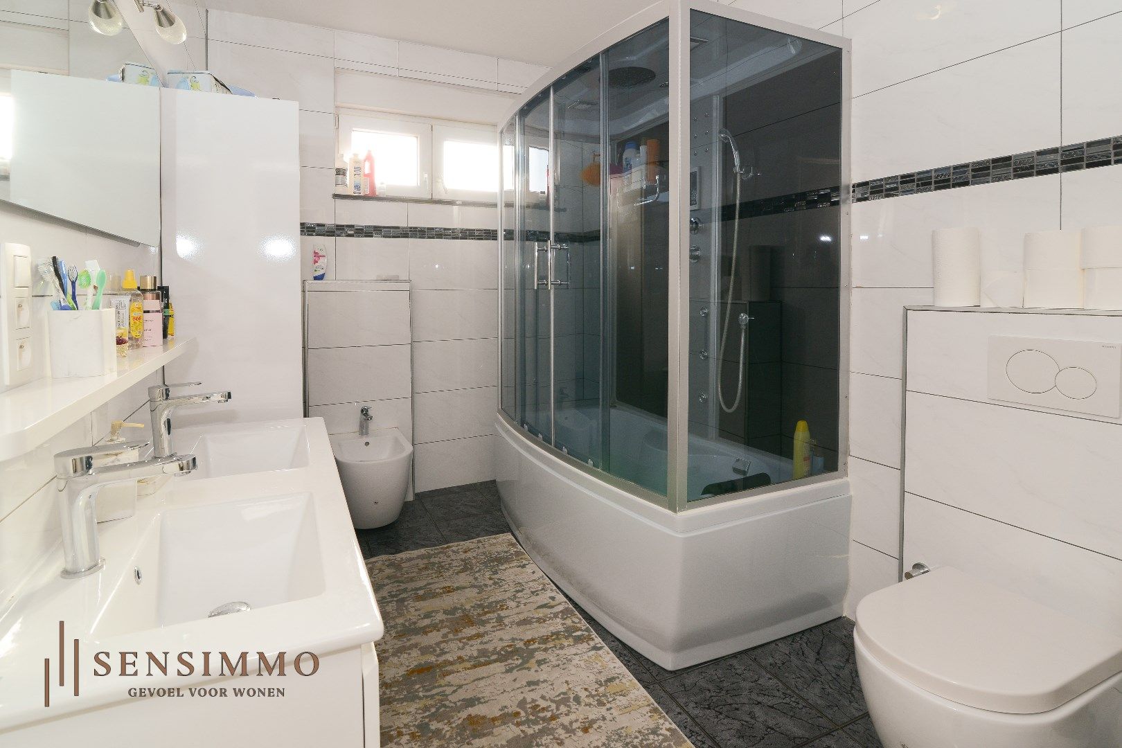 Ruime half open bebouwing met 3 slaapkamers in Maasmechelen foto 13