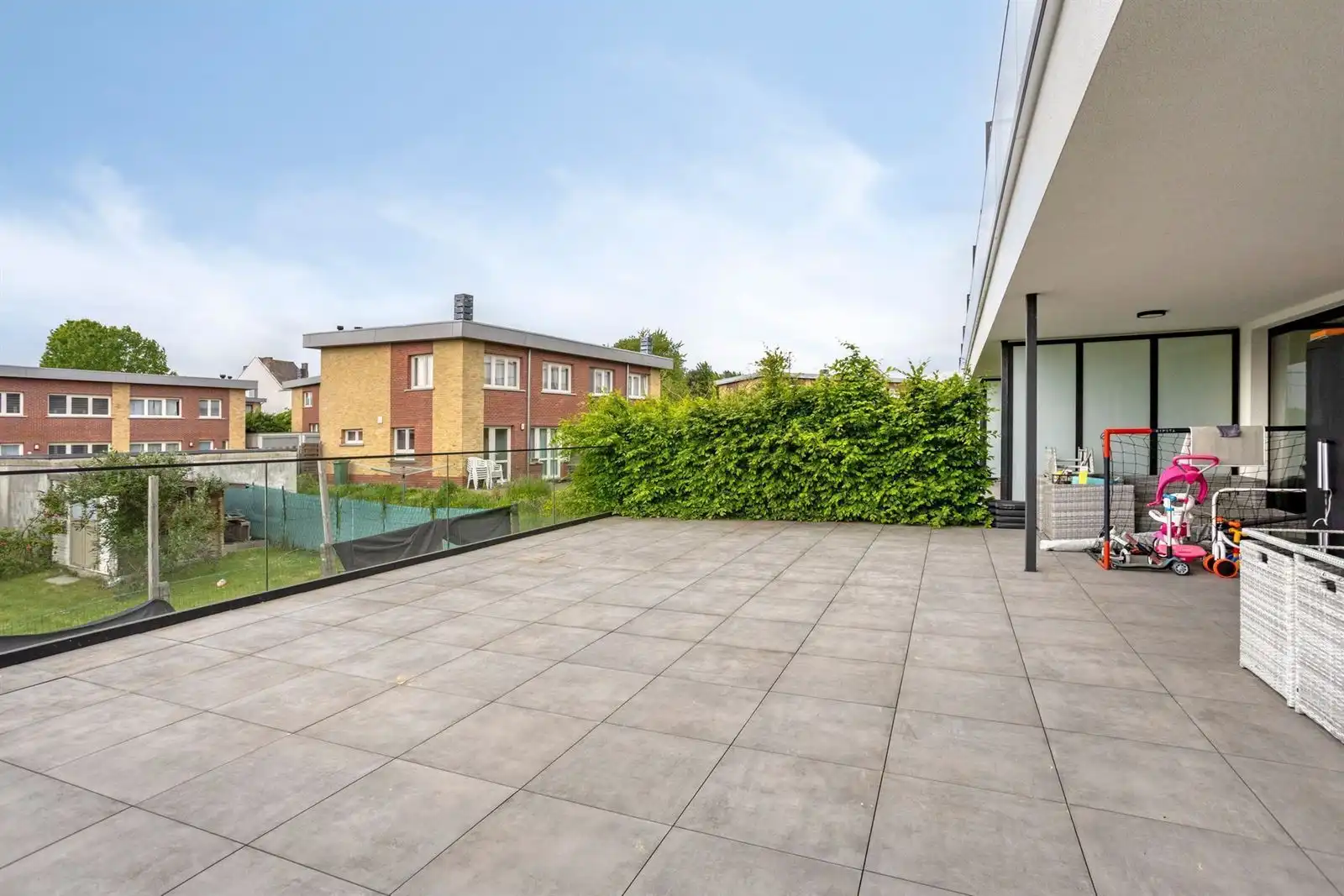 Instapklaar appartement 3 slaapkamers,terras en staanplaats   foto 27