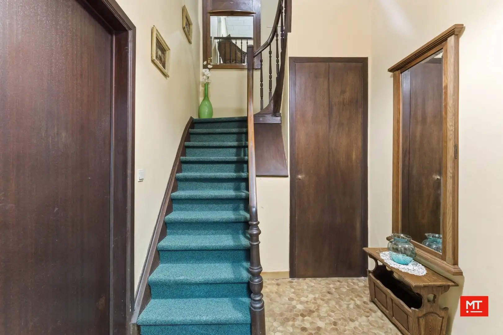 Op te frissen alleenstaande woning met 3 slaapkamers (+ mogelijk), garage en tuin in het centrum van Wervik foto 9