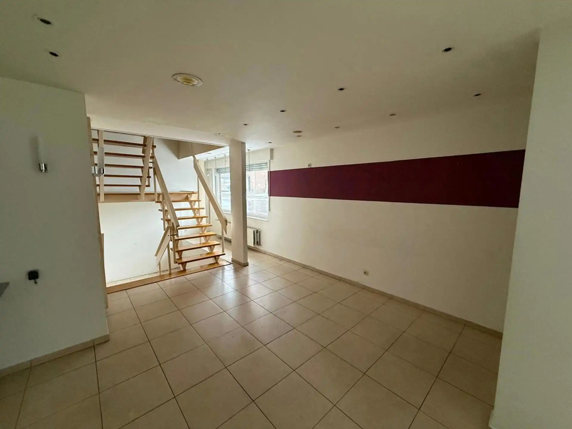 Studio met polyvalente ruimte te Nieuwmoer! foto 6