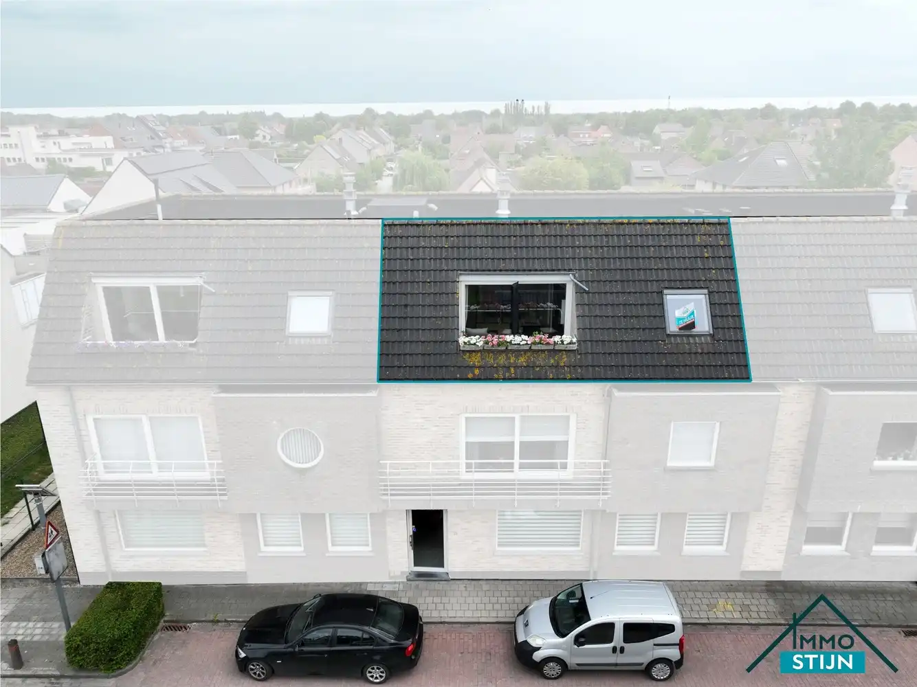Lichtrijk appartement met 2 slaapkamers foto {{pictureIndex}}