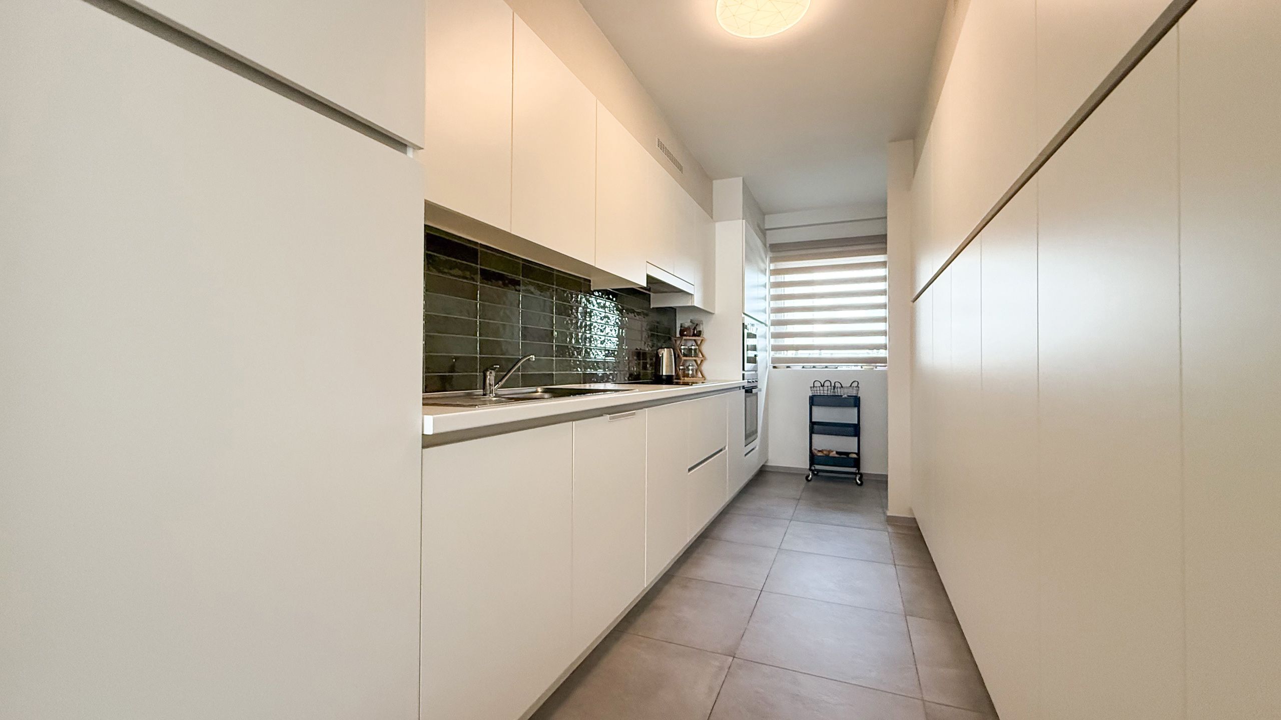 Nieuwbouwappartement met 2 slpks terras en parking aan 2% RR foto 11