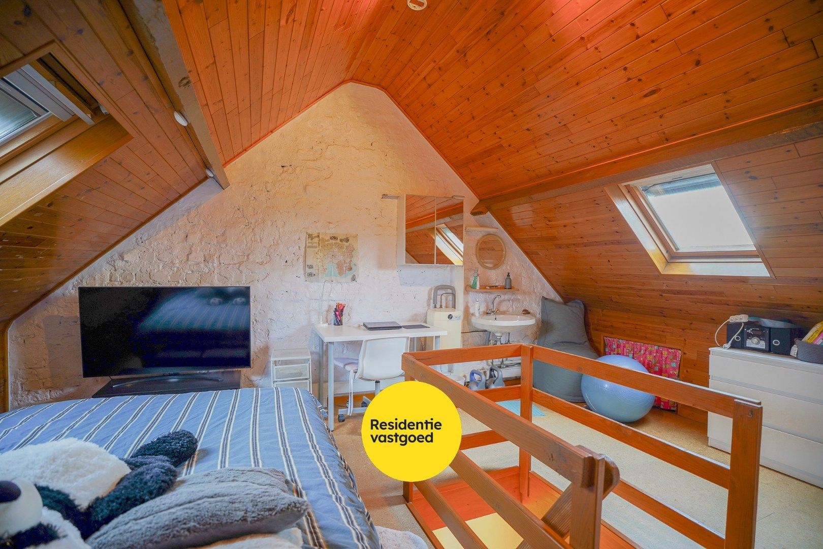 Gezellige hoekwoning met stadstuin op topligging te Sint-Andries foto 12