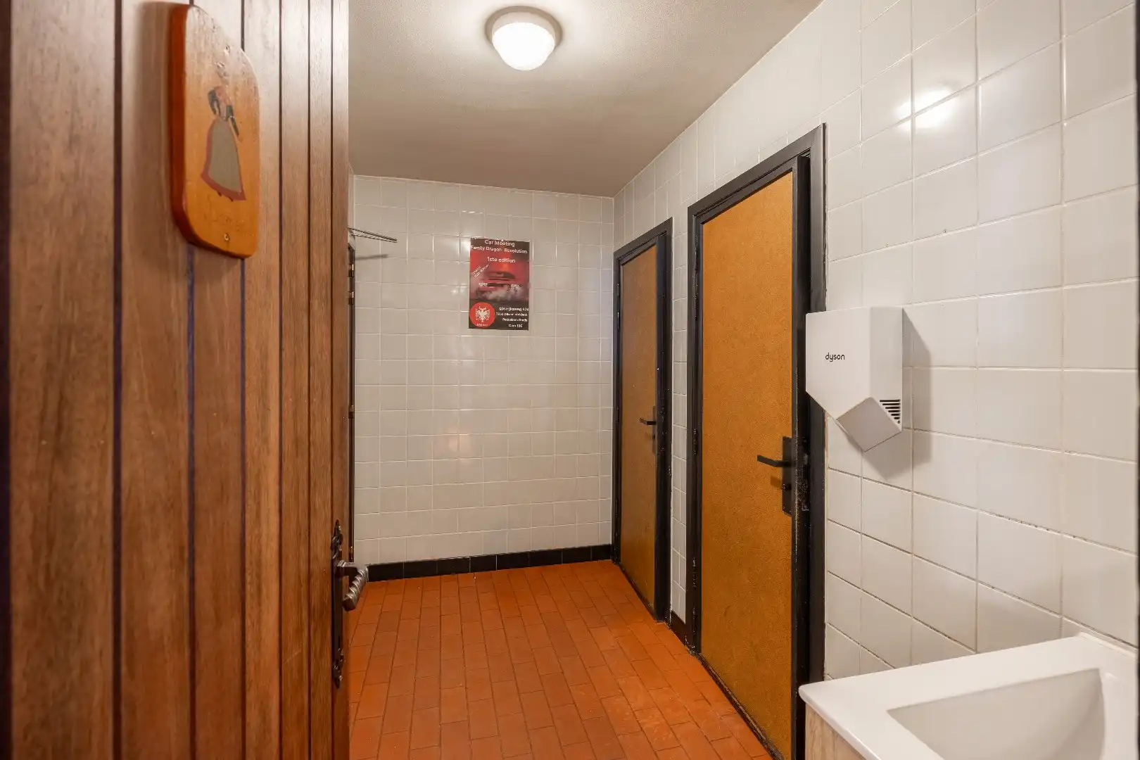 Gerenommeerd horecapand en interessante projectgrond foto 9