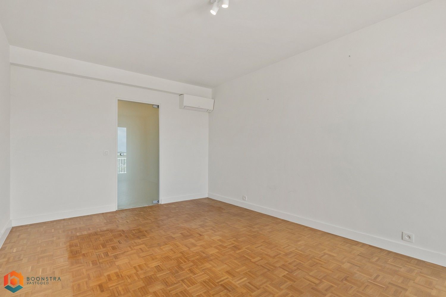 Prachtig gerenoveerd 3 slpkr app te Mechelen foto 13