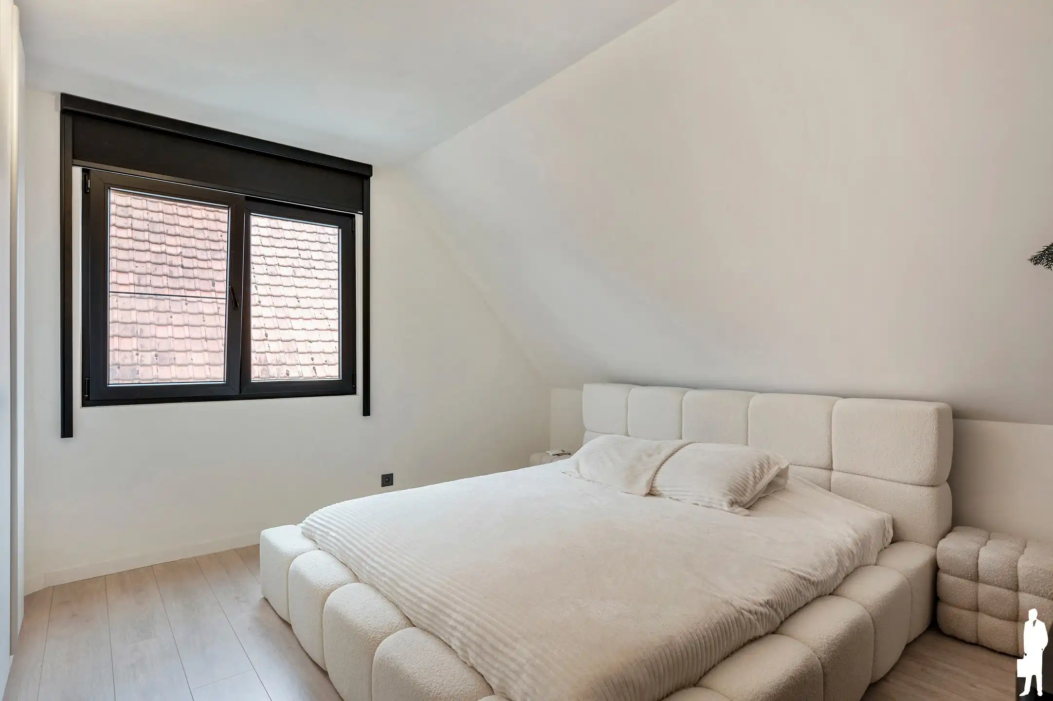 Volledig gerenoveerde woning in doodlopende straat met aangelegde tuin nabij centrum Berlaar. foto 18