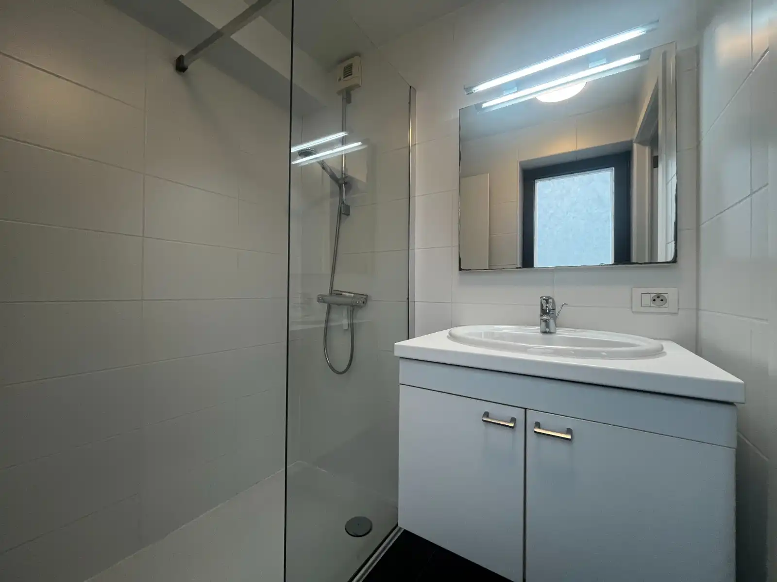 Centraal gelegen 1 slaapkamer appartement met autostaanplaats foto 13