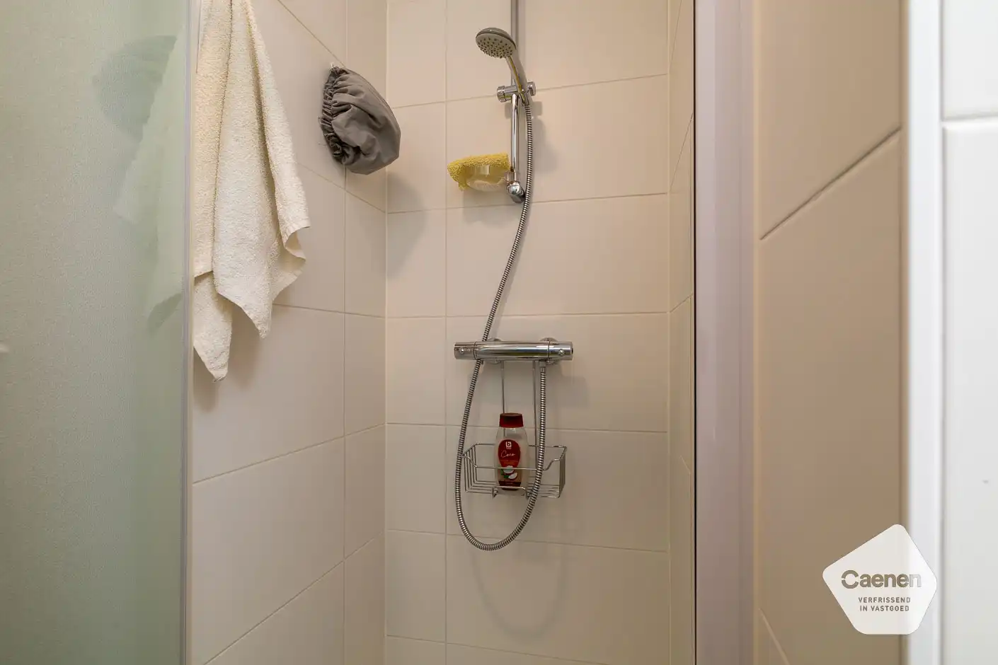 Instapklaar 2-slpk app + garagebox incl. foto 8