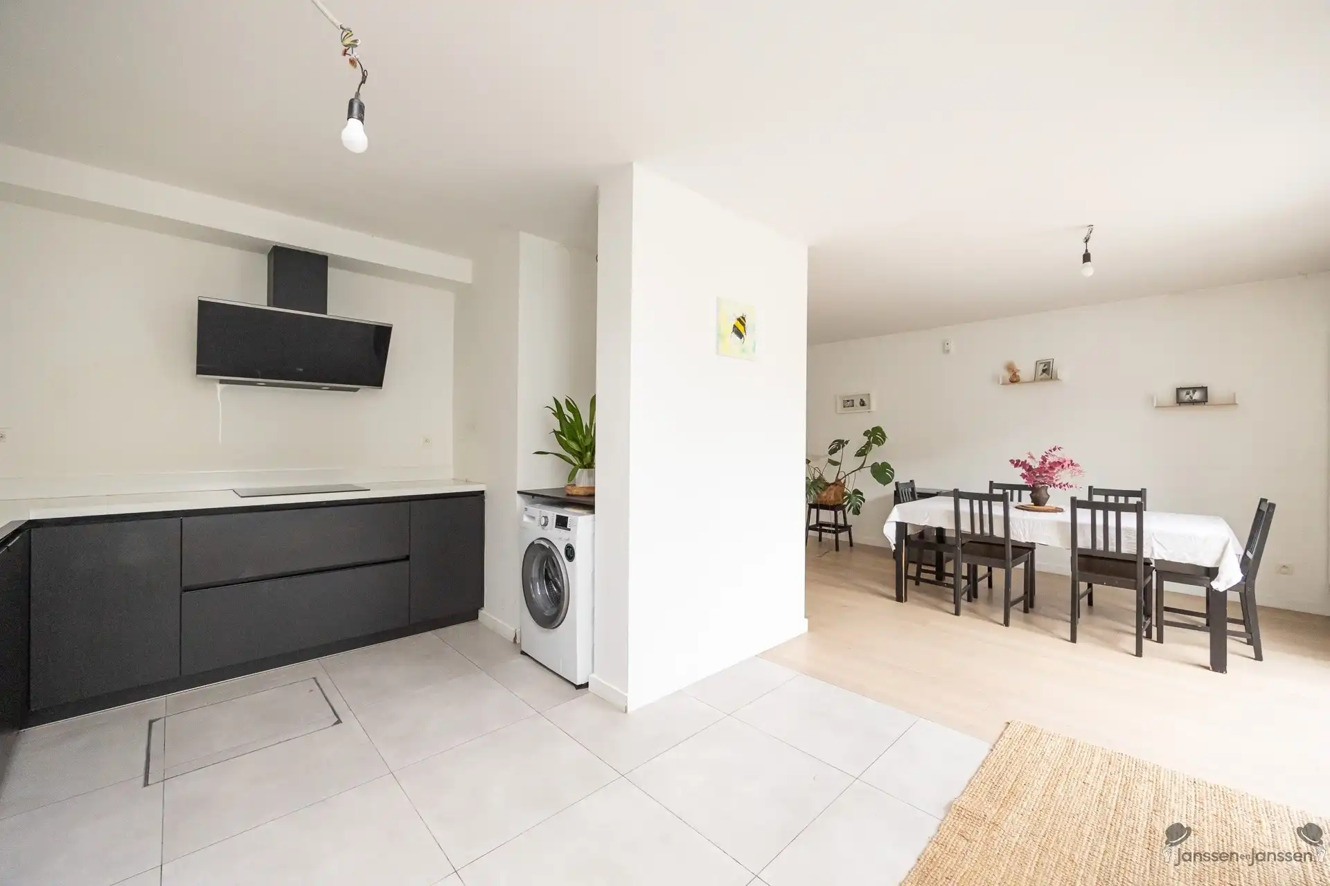 Mooi gerenoveerde woning met EPC B in hartje van Hove foto 7