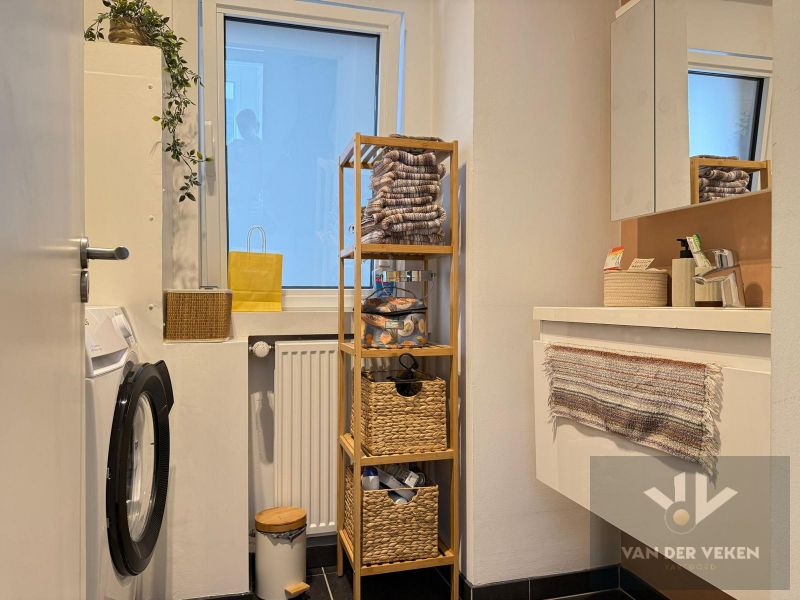 Lichtrijk 3 slpk-appartement in hartje Hasselt foto 6