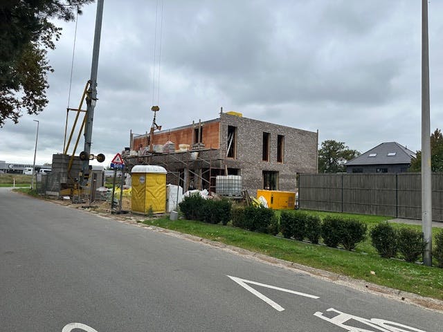 Energiezuinige BEN-woning in rustige buurt in Genk foto 8