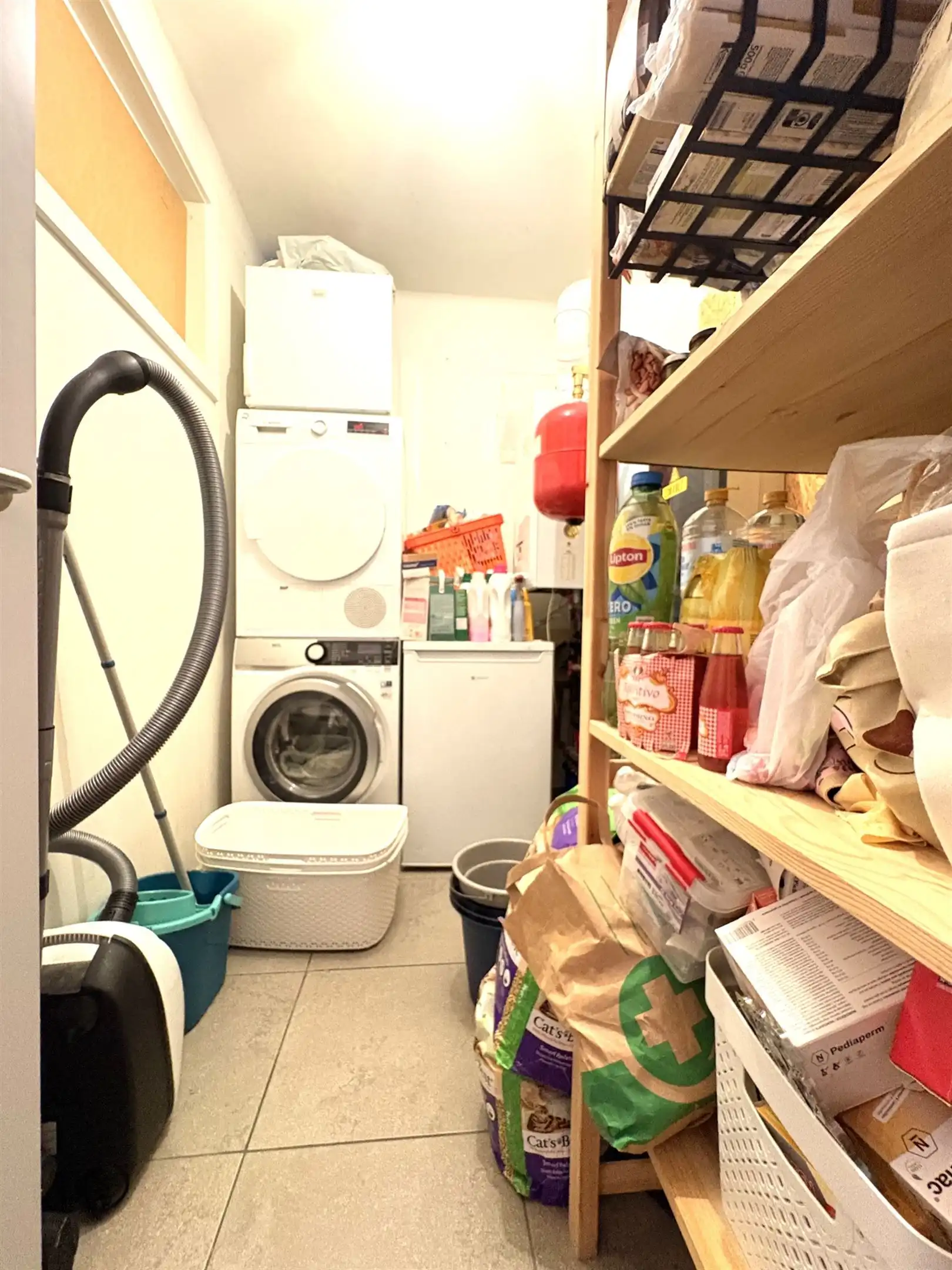 Gezellig en ruim gerenoveerd appartement op wandelafstand van station en centrum foto 7