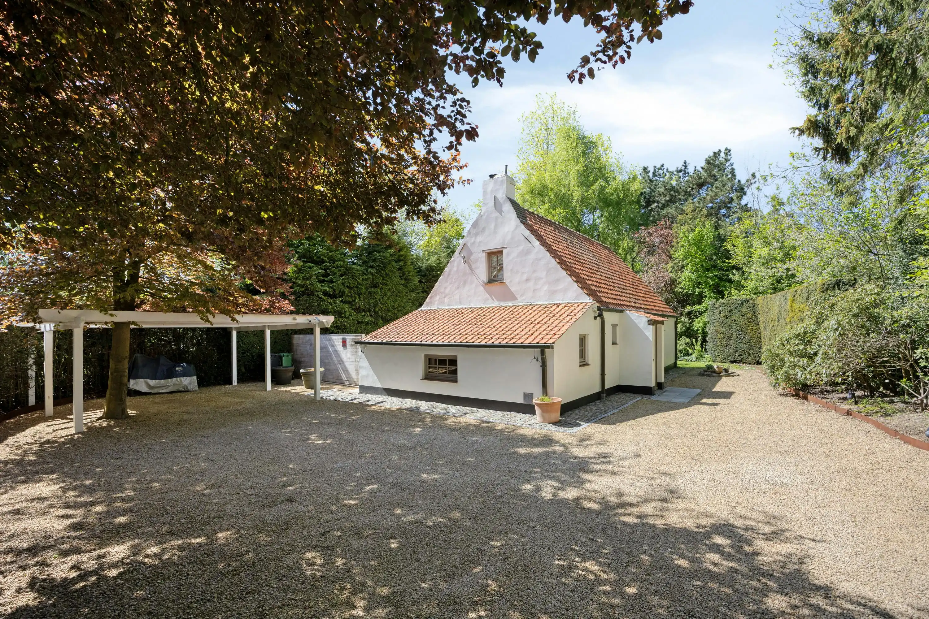 Idyllisch gelegen huis te Moerkerke (Damme) foto 2