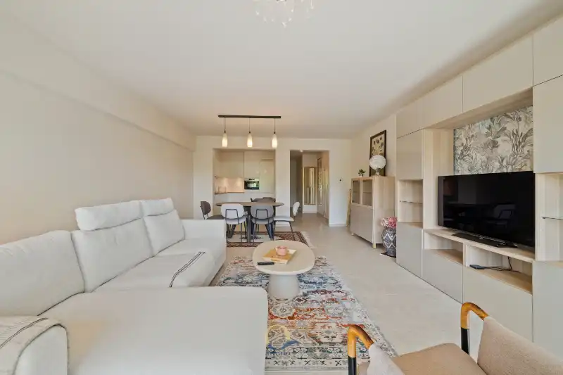 Res. Parkhouse - luxueus en royaal 1 slpk app. met prachtig groenzicht over het Leopold Park foto 2