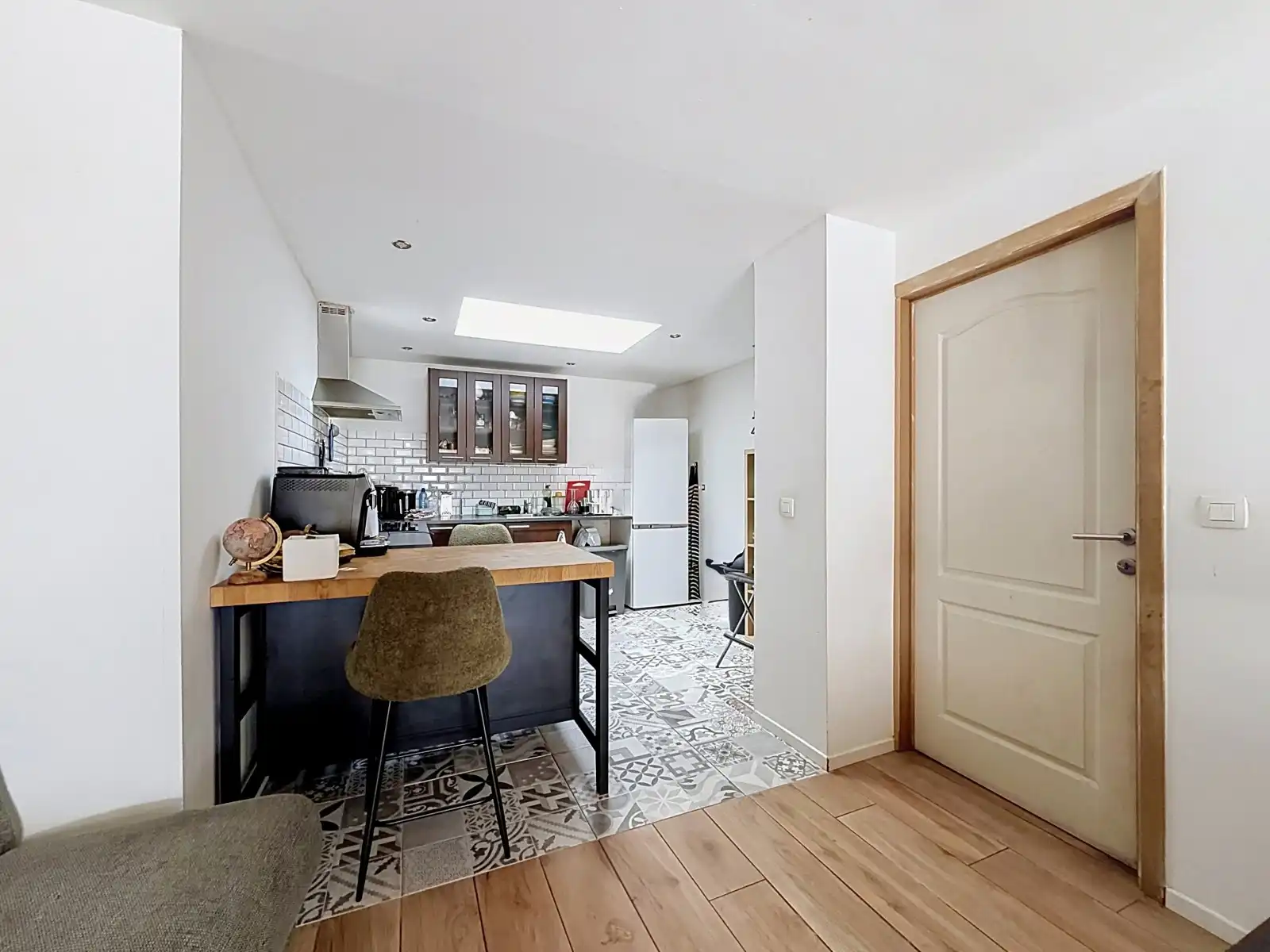 Centraal gelegen woning met 2 ruime slaapkamers! foto 5