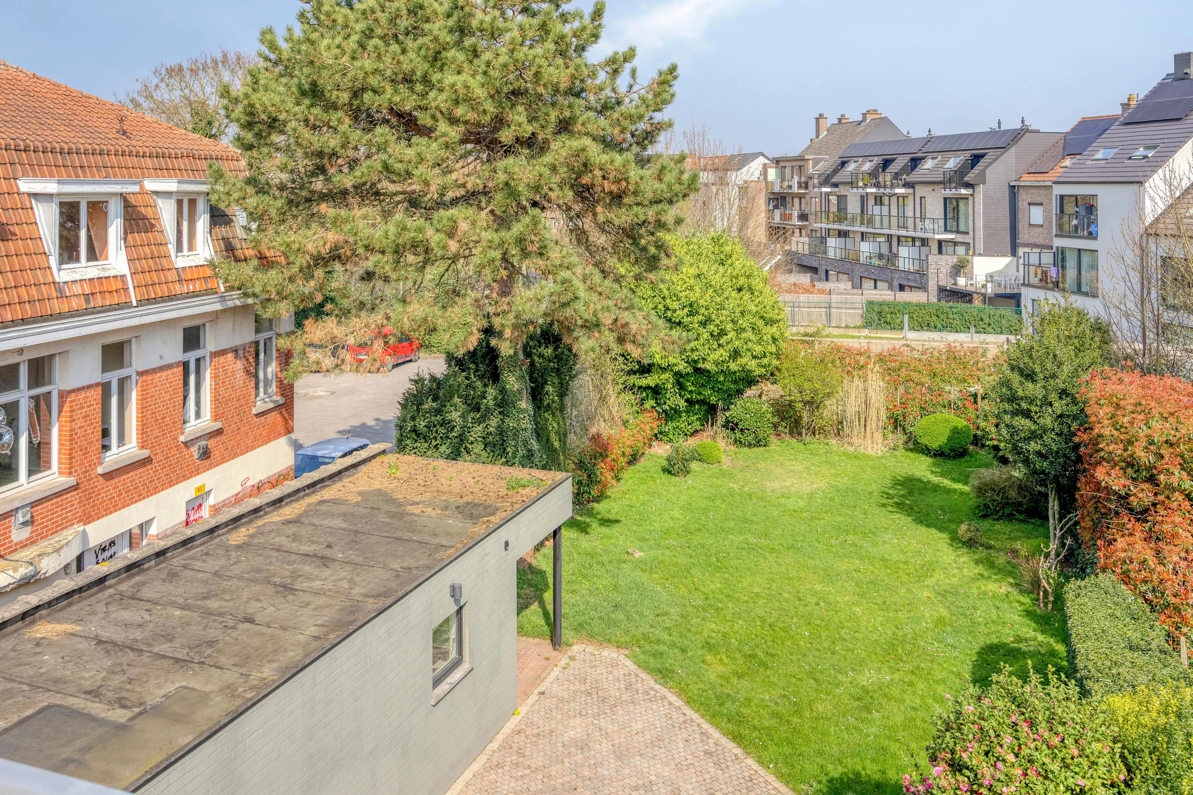 Driegevel huis met 4 slaapkamers, garage en tuin in Wemmel  foto 22