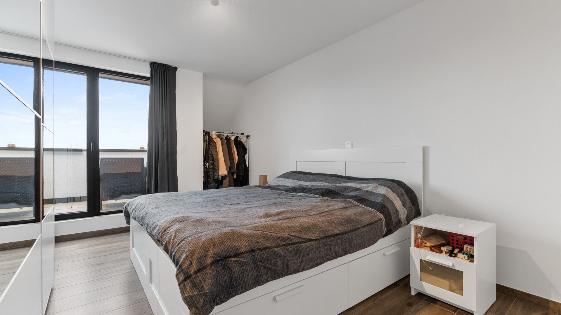 Recent appartement met 3 slaapkamers en lift foto 12