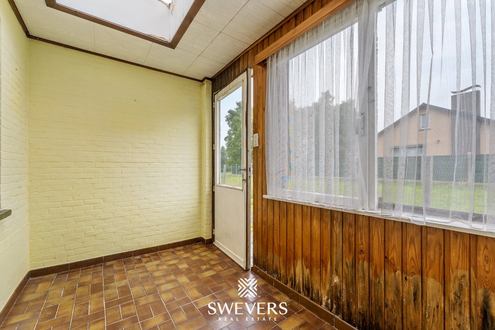Gunstig gelegen, te renoveren woning, op mooi perceel van 8a 88ca foto 22