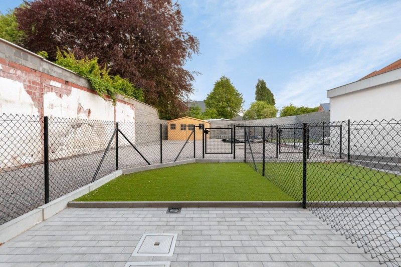 Volledig gerenoveerde woning met 3 slaapkamers, tuin, terras en parkeerplaats TE KOOP in Beveren-Leie! foto 23