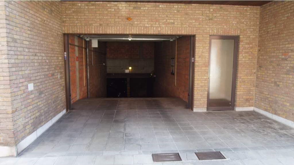 Ruime ondergrondse parkeerplaats in centrum van Tienen foto 2