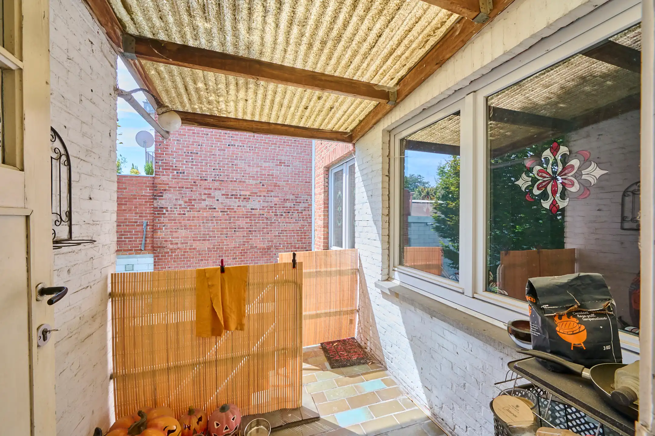 Charmante gezinswoning met inpandige garage en tuin  foto 9