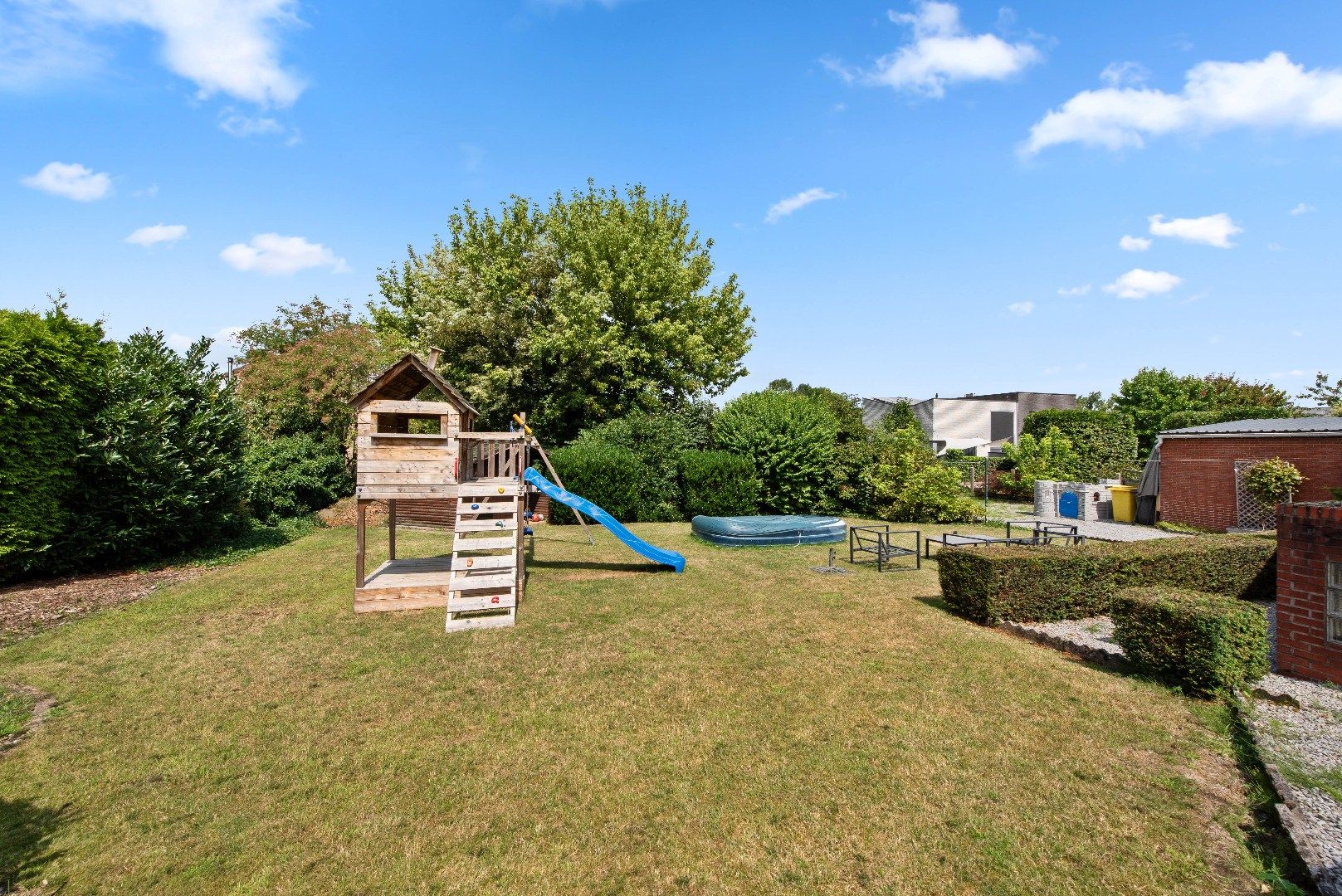 Zeer gunstig gelegen bungalow met 3 slaapkamers op 12a 15ca foto 28