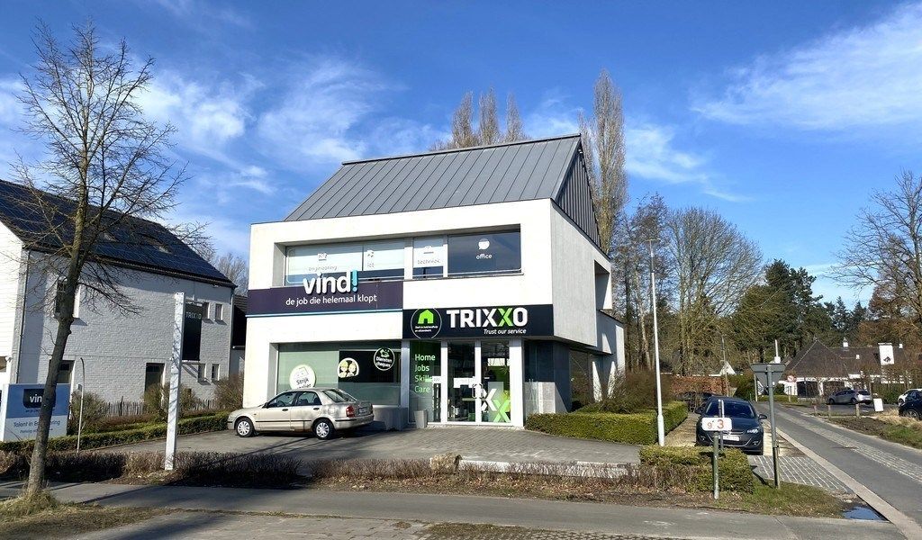 Commercieel kantoor/handelsruimte te huur op toplocatie in Sint-Martens-Latem foto 16