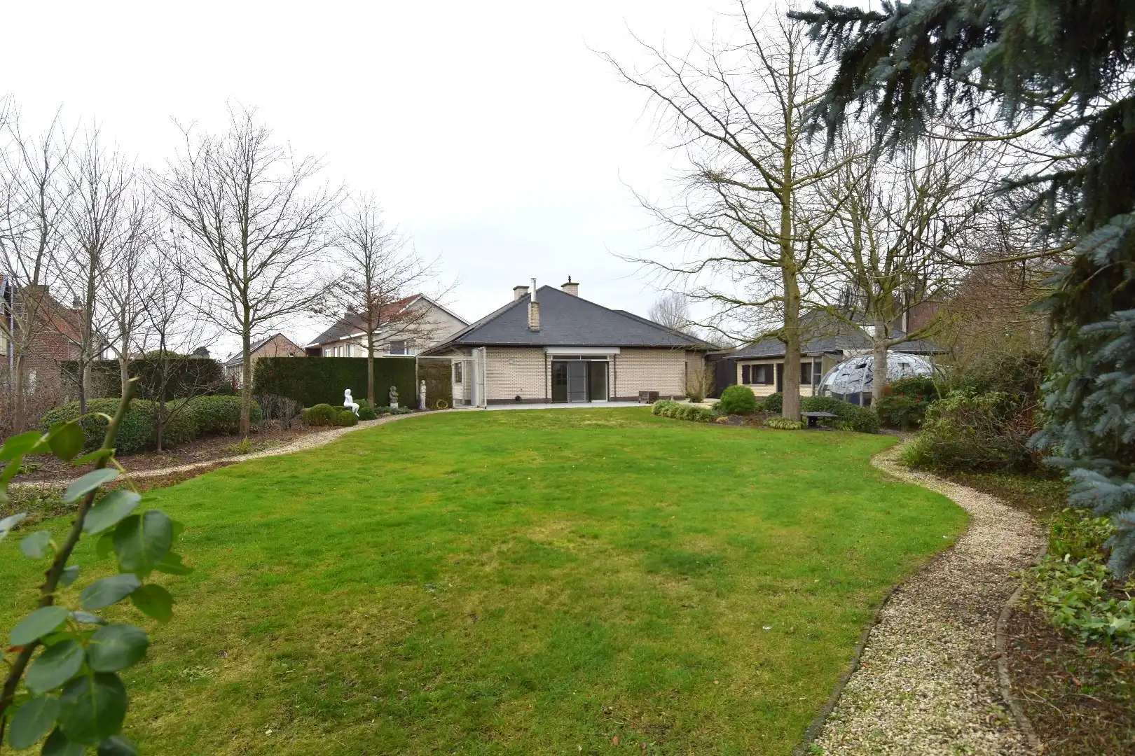 Villa met 3 slaapkamers (mogelijkheid tot meer!) te koop op 1922 m² grond nabij het centrum van Gullegem foto 16