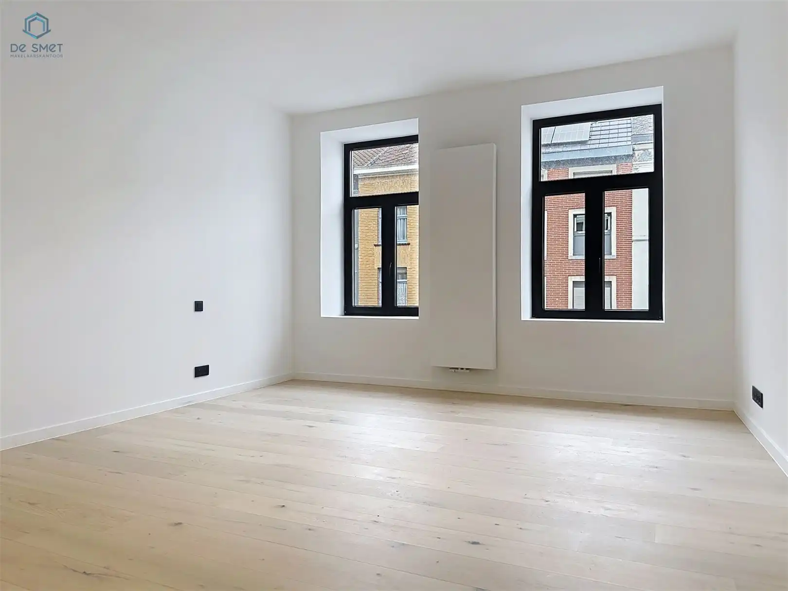 Prachtig gerenoveerde herenwoning met 5 slpks, 2 badkamers en tuin in het hart van Geraardsbergen foto 10