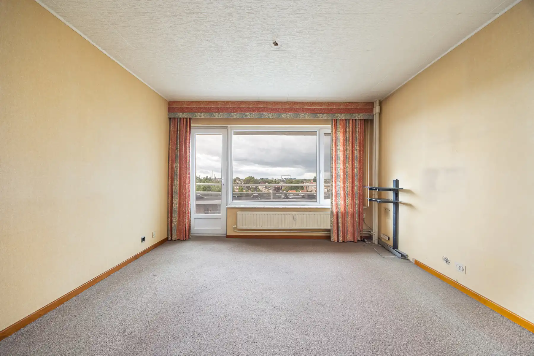 Ruim appartement met balkon en open zicht! foto 10