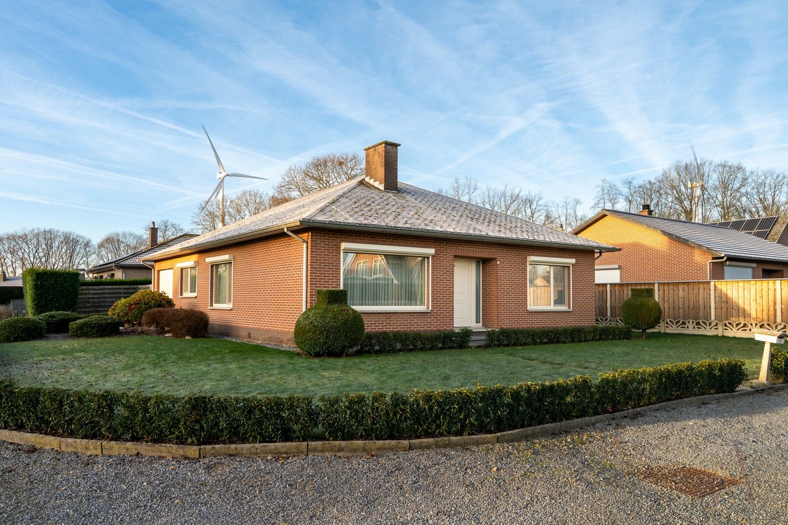 Gelijkvloerse woning op 680 m² in rustige woonwijk Dorperveld (Neeroeteren) foto 17