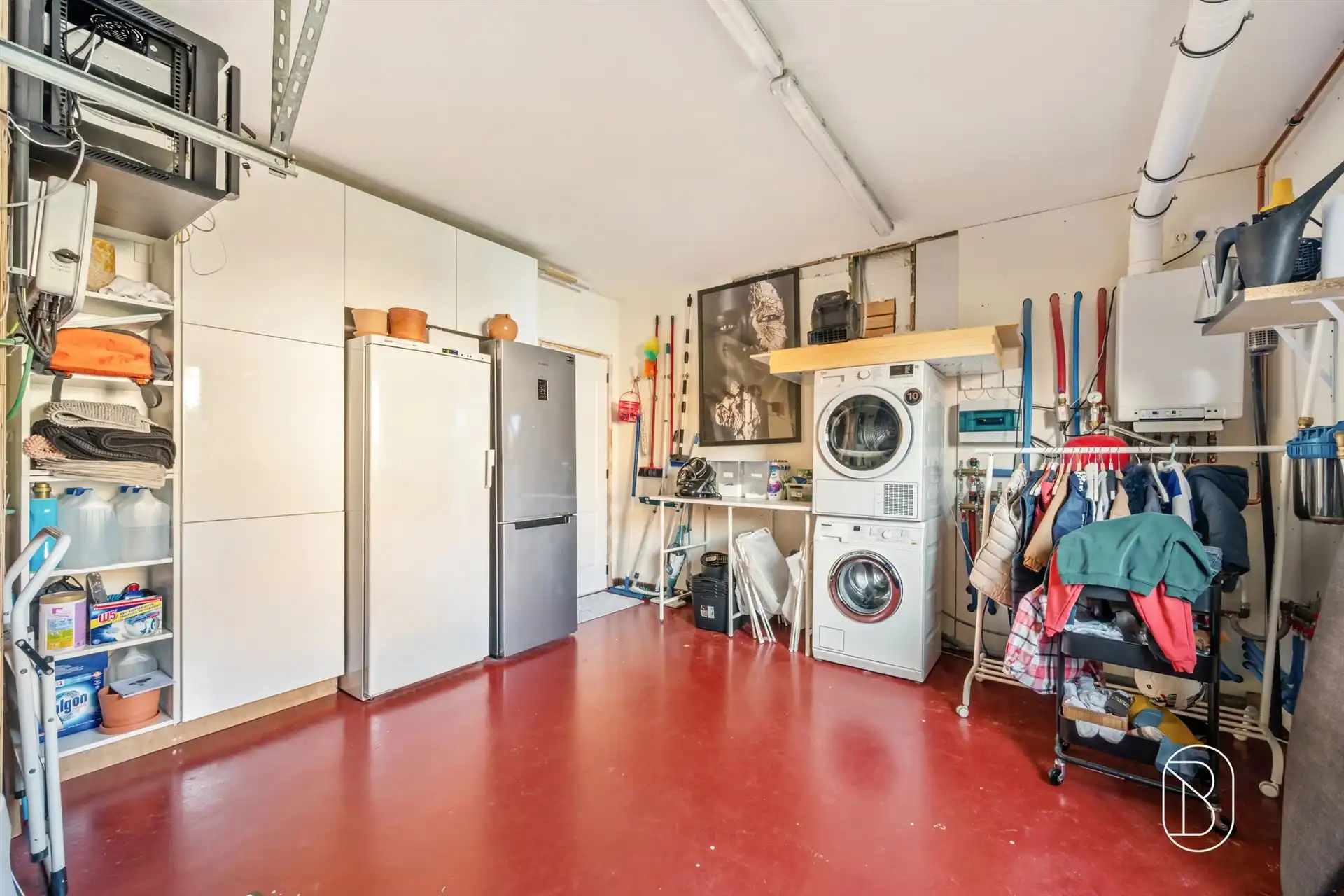 Ruime alleenstaande woning met 3 SLK, garage en mooie tuin foto 19