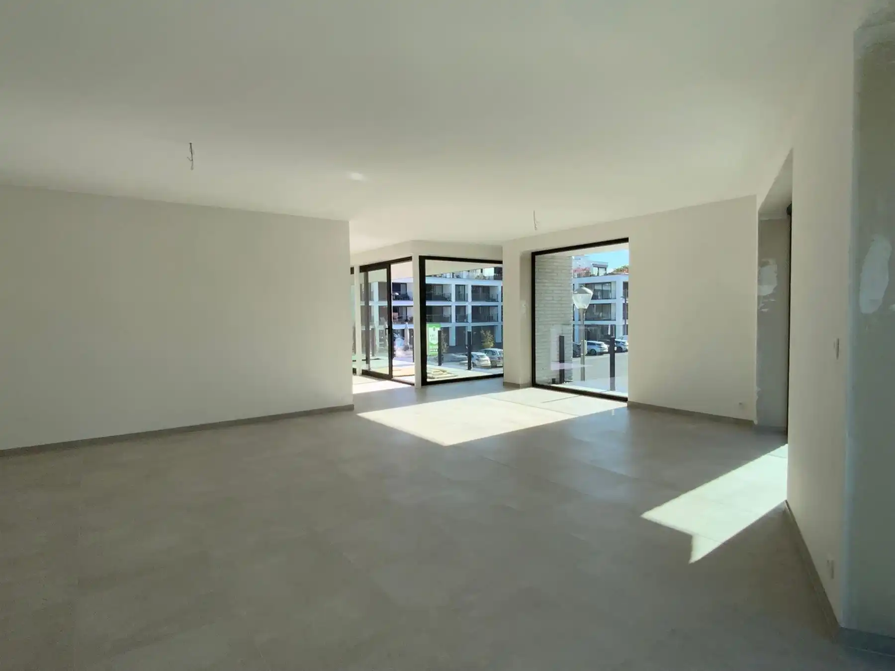 Ruim (144 m²)  nieuwbouw appartement met 2 slaapkamers  foto 2