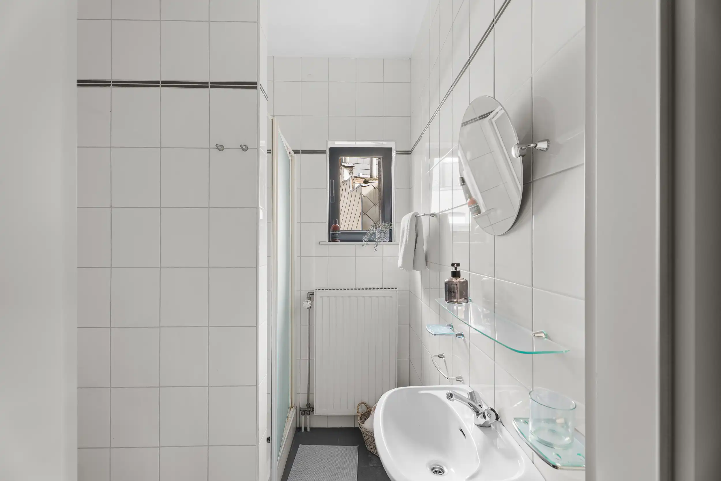 Lichtrijk 1-slaapkamerappartement in hartje Geraardsbergen foto 6